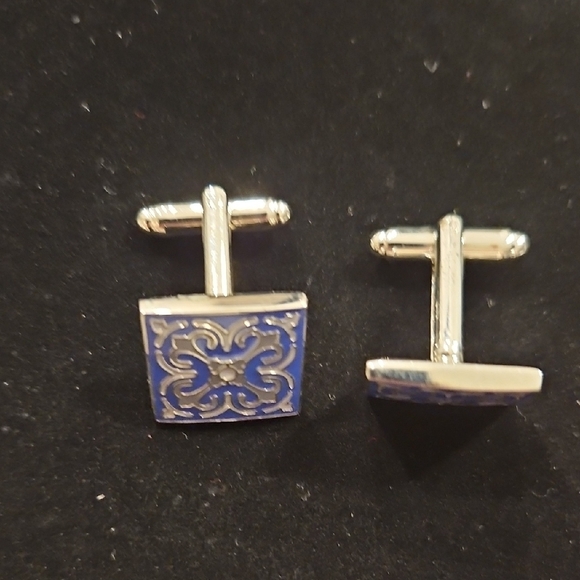 Paisley Blue and Silver Square Cufflinks - Picture 5 of 5